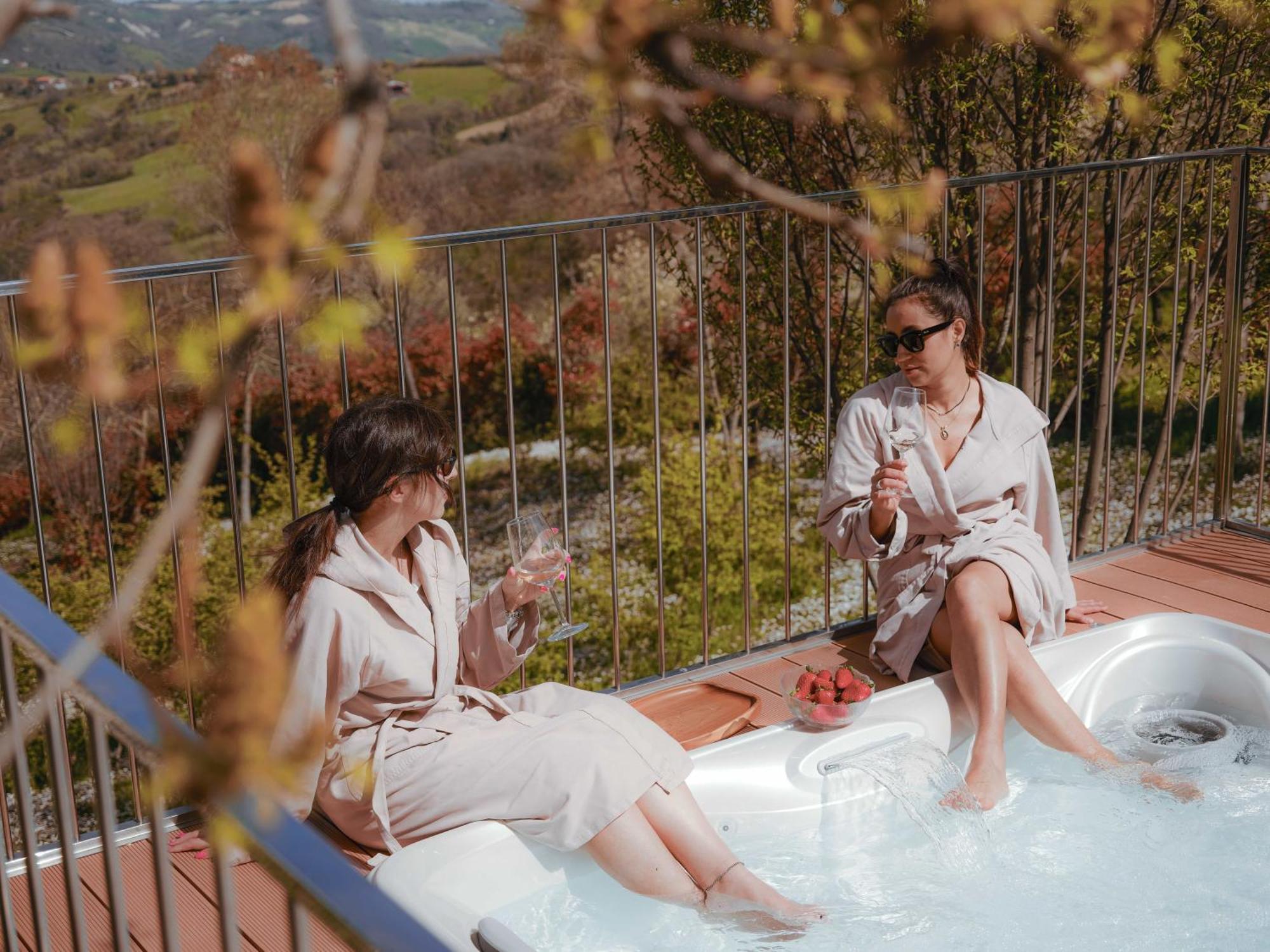 Albergo Diffuso - Il Poggetto Tra Urbino & San Marino Εξωτερικό φωτογραφία
